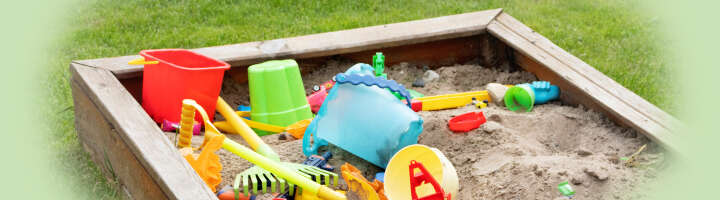 sandkasten und spielzeug kategorieeinstiegsbanner 2876x800